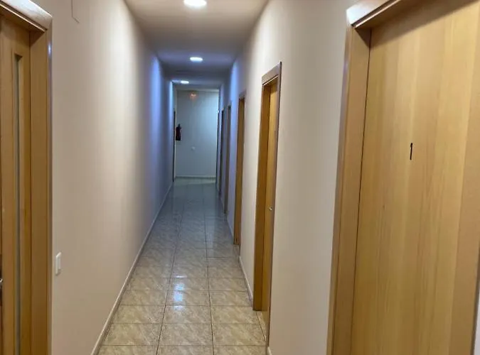 Restaurant El Poligono Πανσιόν *